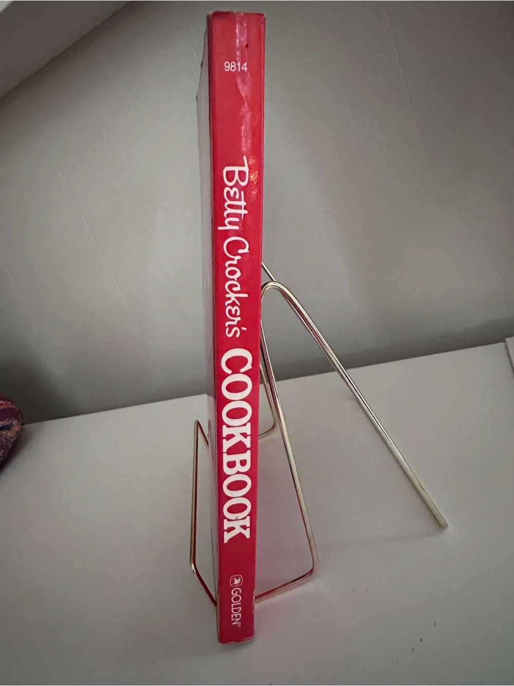 Party Supplies Subcategory Identification